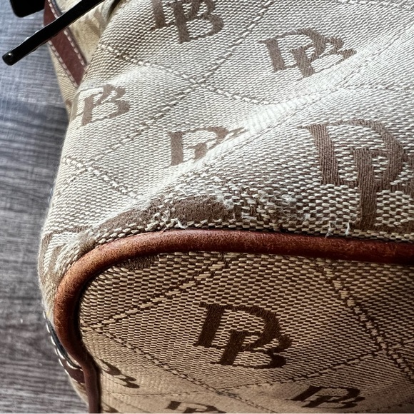 Dooney & Bourke shoulder bag - Picture 5 of 15